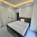 Apartment New By Cleopatra
