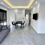 Apartment New By Cleopatra *