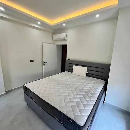 Apartment New By Cleopatra