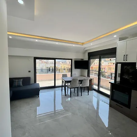 Apartment New By Cleopatra
